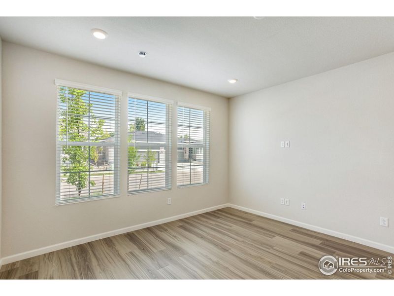 Spacious, unfurnished interior of a new home in Westside Crossing Townhomes, Berthoud (Image 18).