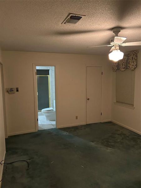 Image 16 of a home in .