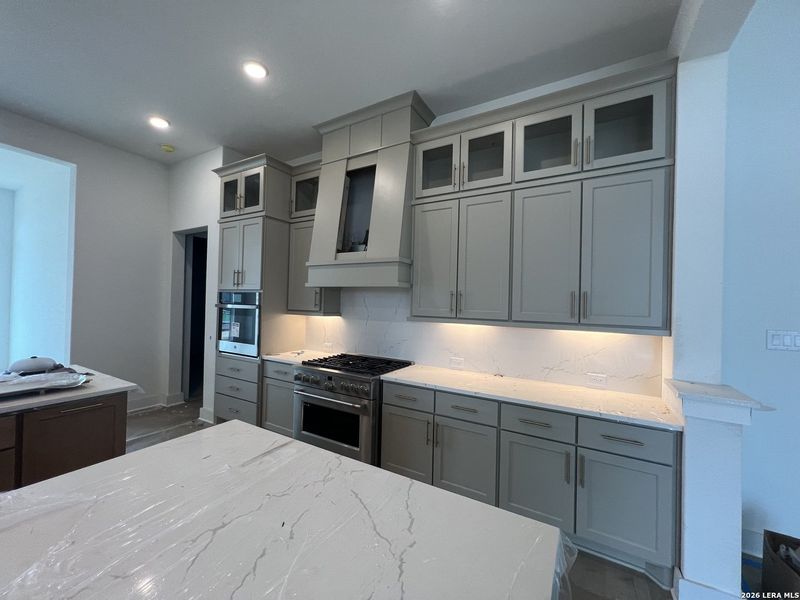 Furnished interior view inside a new home in Caliza Reserve, Boerne (Image 14).
