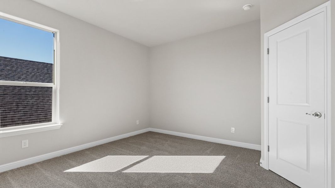 Spacious, unfurnished interior of a new home in Treeline, Justin (Image 33).