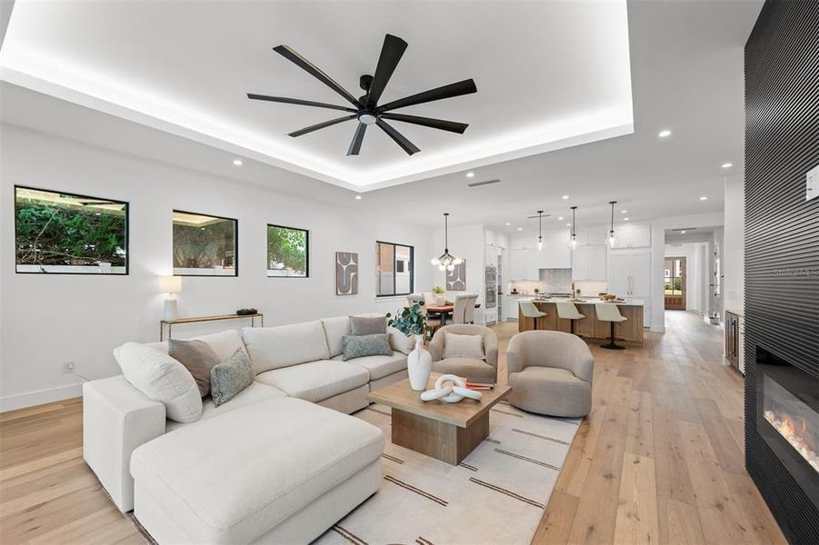 Furnished interior view inside a new home in , Orlando (Image 6).
