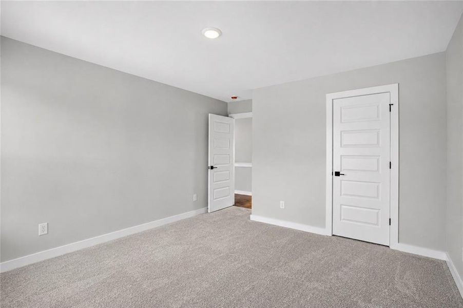 Spacious, unfurnished interior of a new home in , Villa Rica (Image 26).