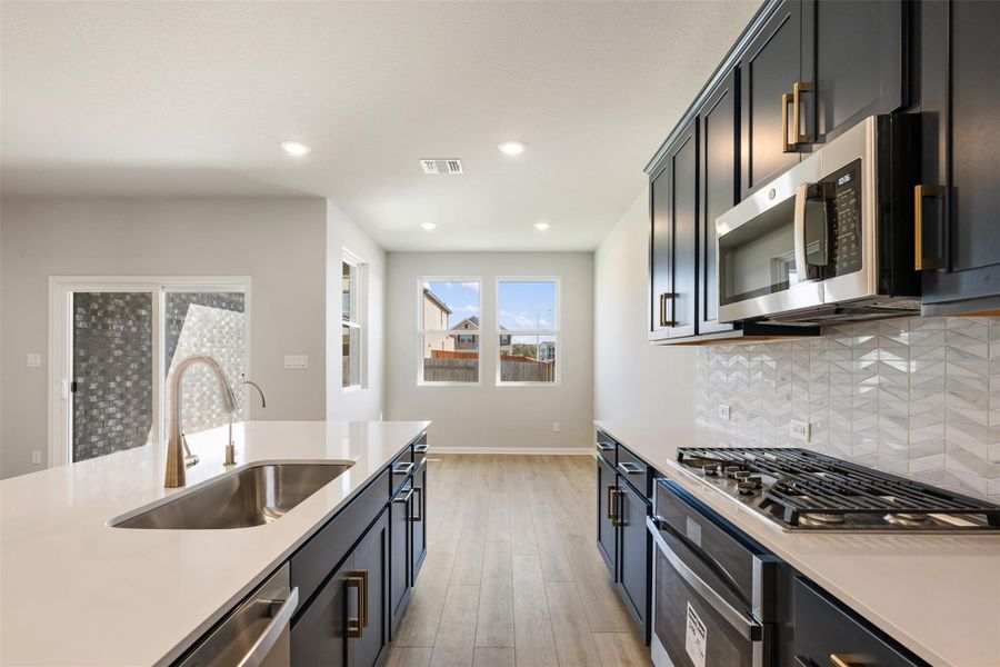 Furnished interior view inside a new home in Rolling Glen, Hutto (Image 10).