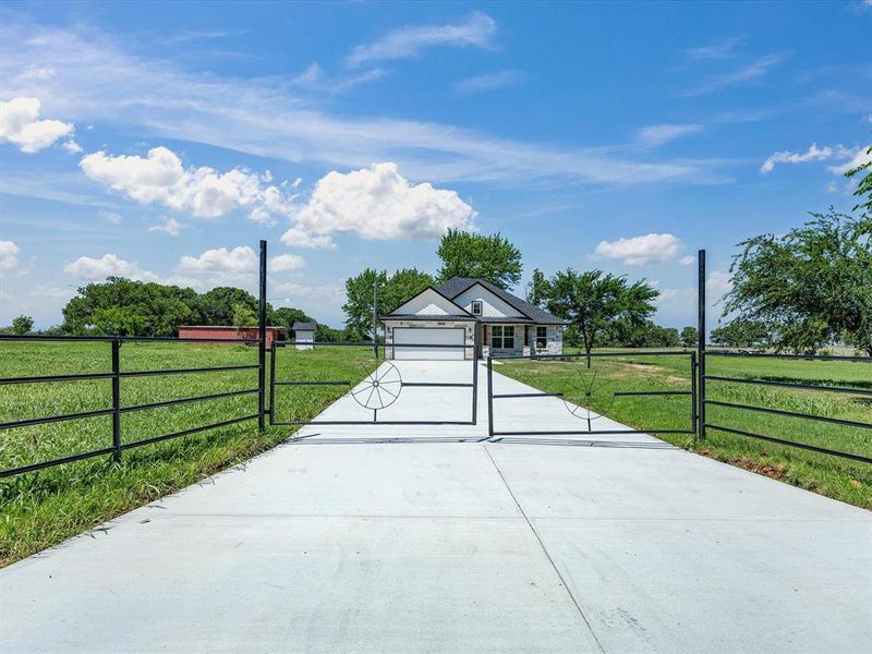 Community amenities in , Bowie (Image 34).