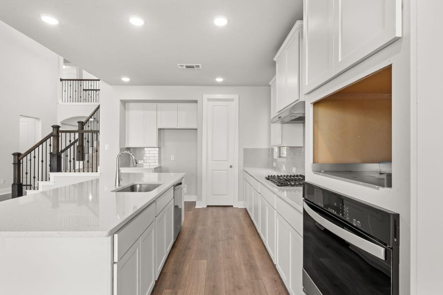 Large Center Kitchen Island