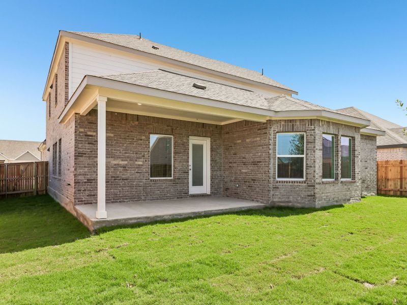 Exterior details and patio area of a home in Colony at Cole Springs - Boulevard Collection, Buda (Image 3).