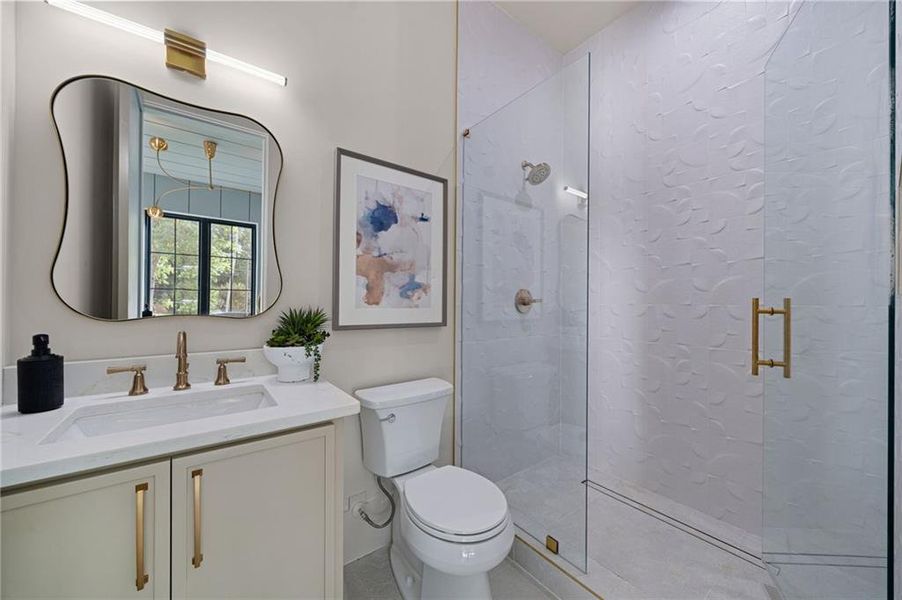 Furnished interior view inside a new home in , Dunwoody (Image 13).