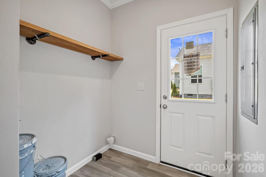 Spacious, unfurnished interior of a new home in , Asheville (Image 23).