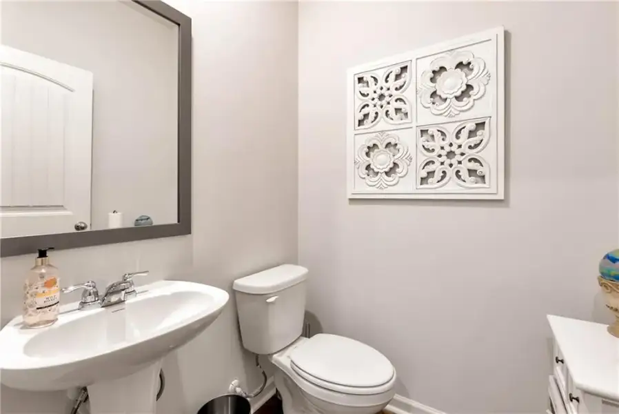 Furnished interior view inside a new home in , Dahlonega (Image 12).