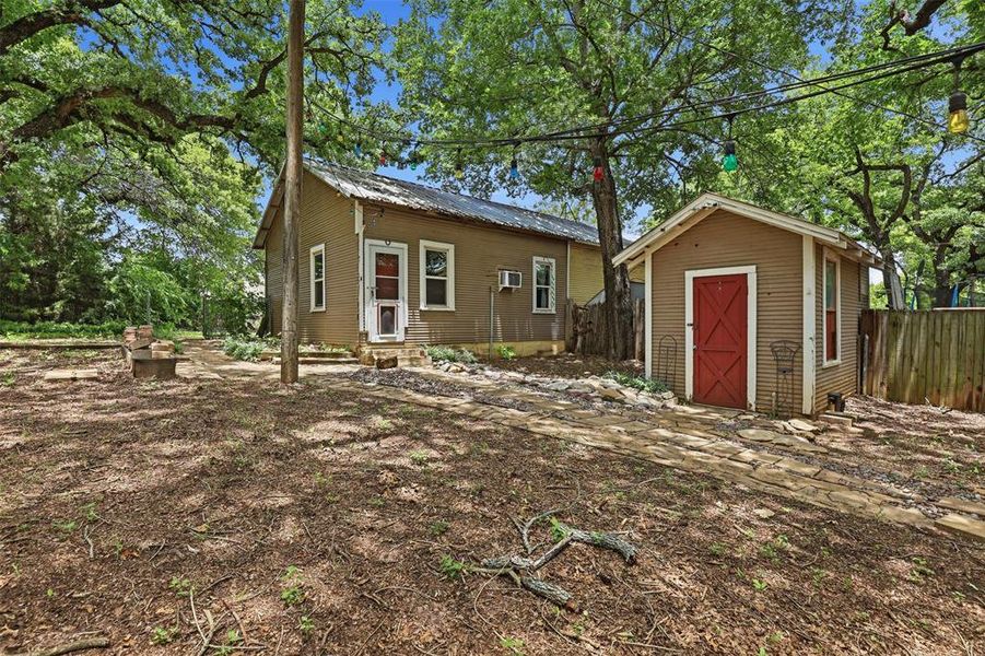 Image 27 of a home in . Image 27 of a home in .