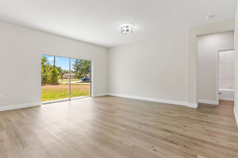 Spacious, unfurnished interior of a new home in , Port Charlotte (Image 25). Spacious, unfurnished interior of a new home in , Port Charlotte (Image 25).