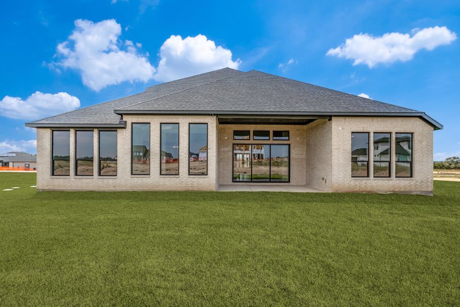 Exterior details and patio area of a home in Hilltop Ranch, Leander (Image 4).