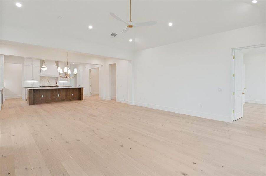 Spacious, unfurnished interior of a new home in The Residences, Irving (Image 25).