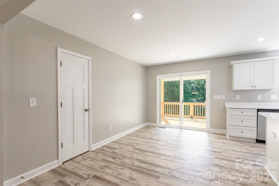 Spacious, unfurnished interior of a new home in , Clover (Image 39). Spacious, unfurnished interior of a new home in , Clover (Image 39).