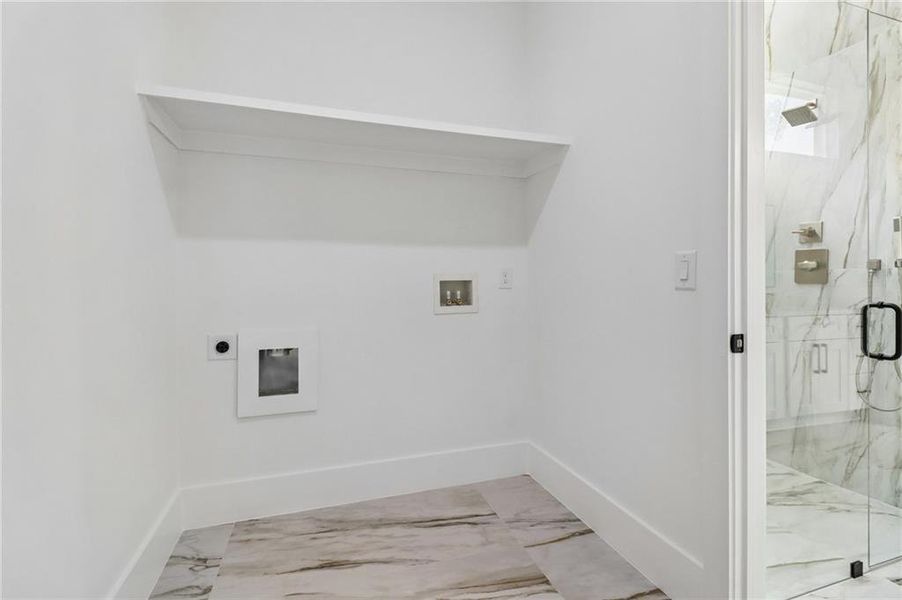 Spacious, unfurnished interior of a new home in , Grayson (Image 44).