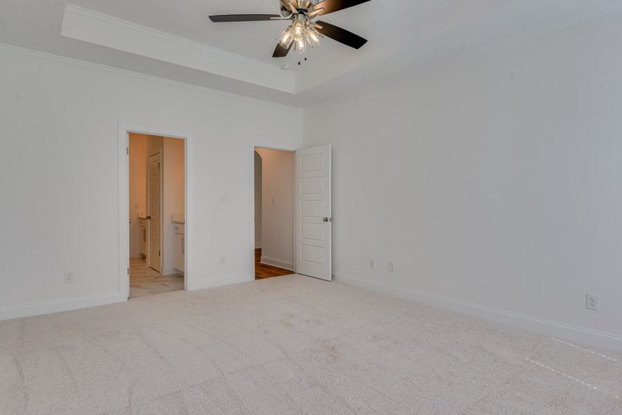 Spacious, unfurnished interior of a new home in The Sanctuary, Aiken (Image 27).