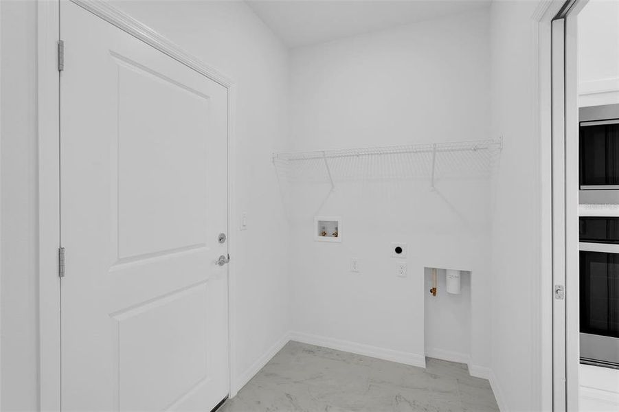 Spacious, unfurnished interior of a new home in Seminole Palms, Palm Coast (Image 15). Spacious, unfurnished interior of a new home in Seminole Palms, Palm Coast (Image 15).