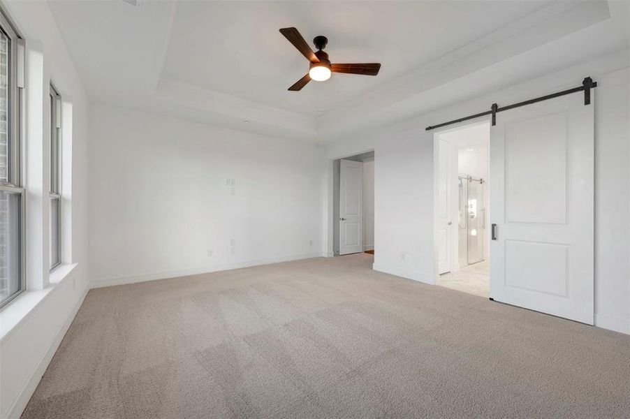 Spacious, unfurnished interior of a new home in Kreymer at the Park, Wylie (Image 21).