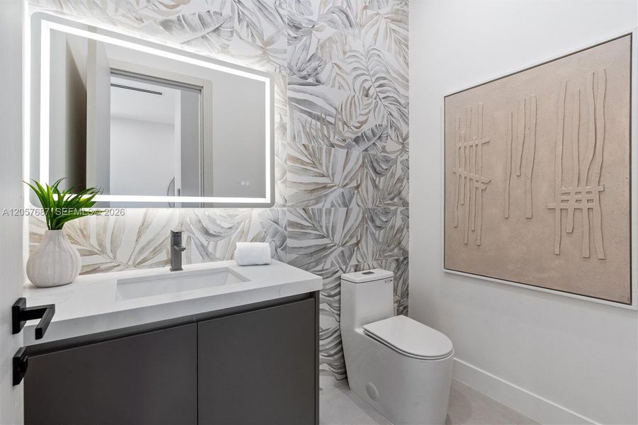 Furnished interior view inside a new home in , Fort Lauderdale (Image 15).