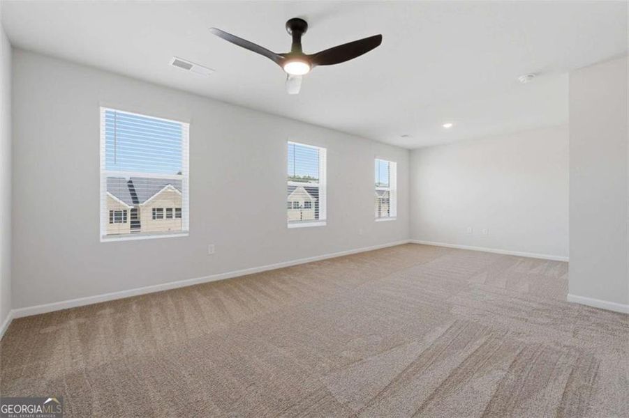 Spacious, unfurnished interior of a new home in Parkway James, Snellville (Image 22).