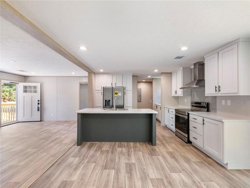 Furnished interior view inside a new home in , Gainesville (Image 7).