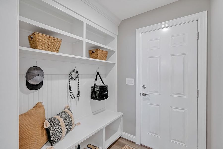 Cooper's Bay, Coat & Cubby