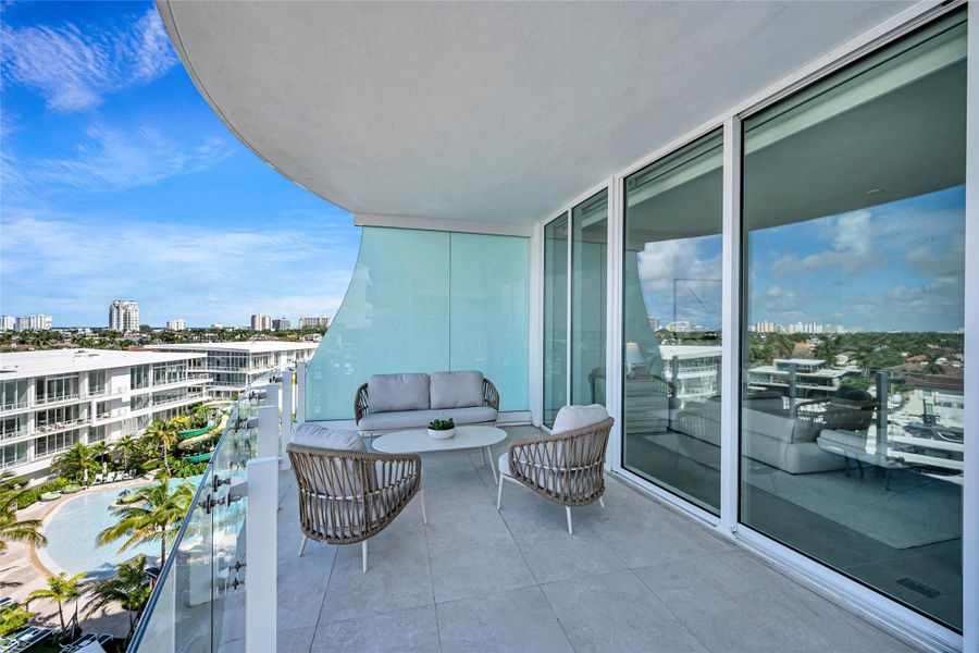 Exterior details and patio area of a home in , Fort Lauderdale (Image 32).