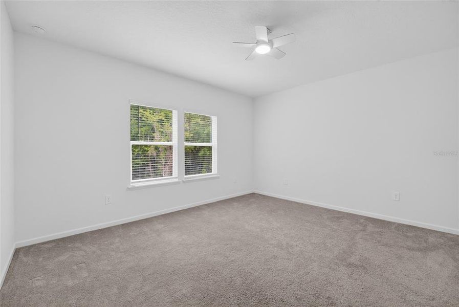 Spacious, unfurnished interior of a new home in , Dunnellon (Image 18).