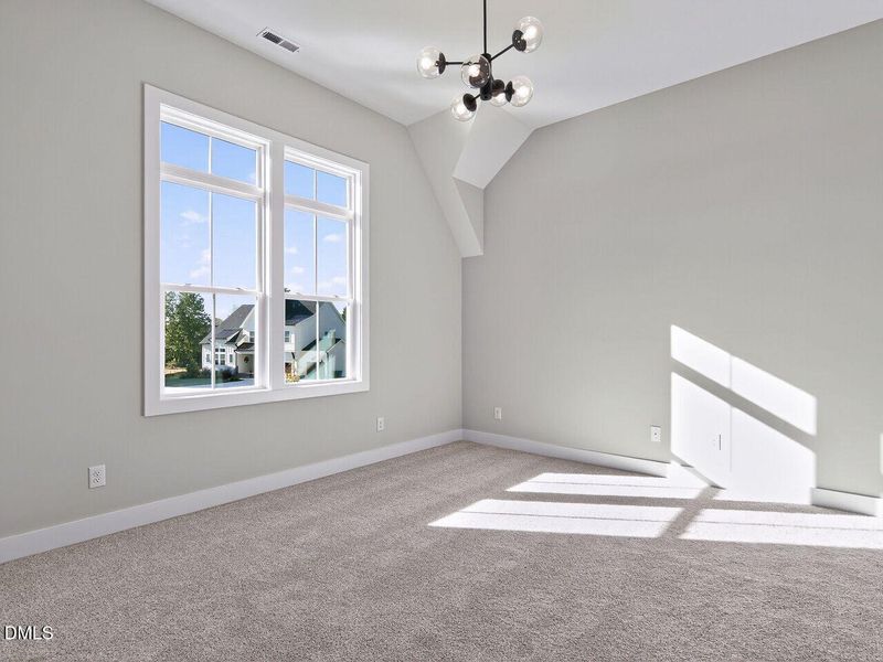 029-1280x960-bedroom