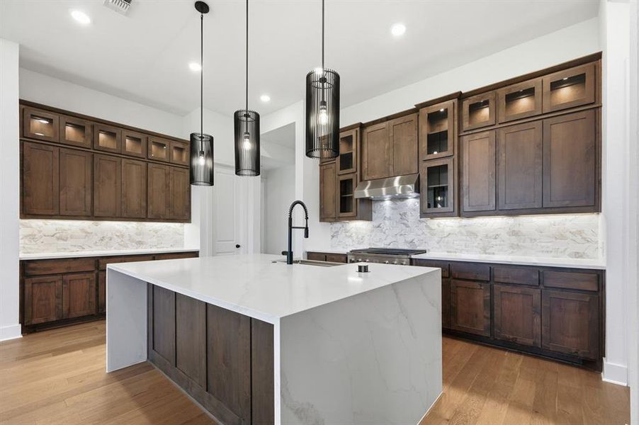 Furnished interior view inside a new home in Canyon Creek Estates, Sherman (Image 7). Furnished interior view inside a new home in Canyon Creek Estates, Sherman (Image 7).