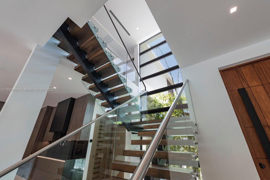 Image 30 of a home in .