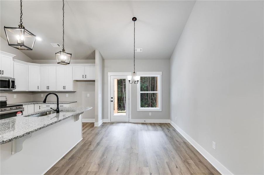 Spacious, unfurnished interior of a new home in , Buchanan (Image 49).