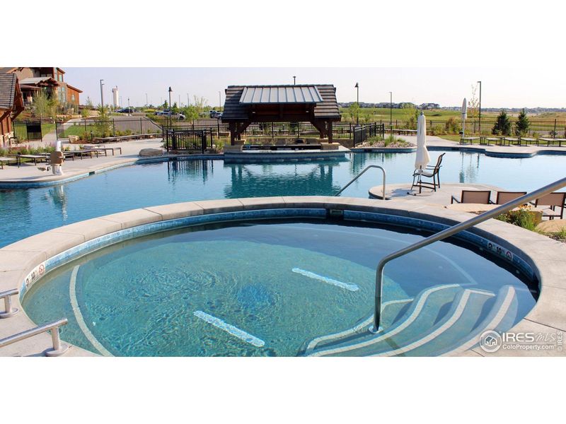 Community amenities in Heron Lakes TPC Colorado, Berthoud (Image 3).