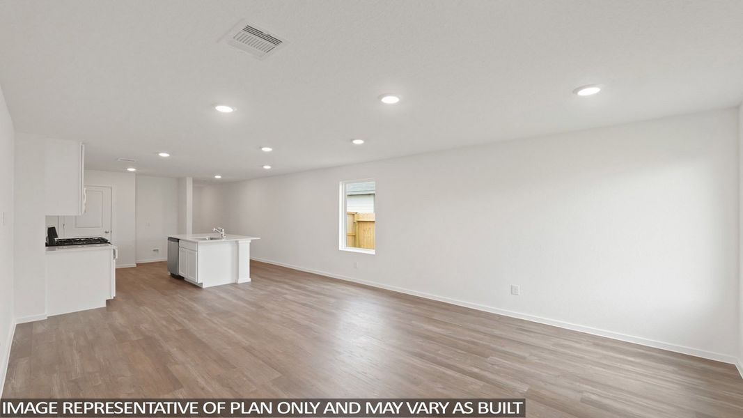 Spacious, unfurnished interior of a new home in Porters Mill, New Caney (Image 8).