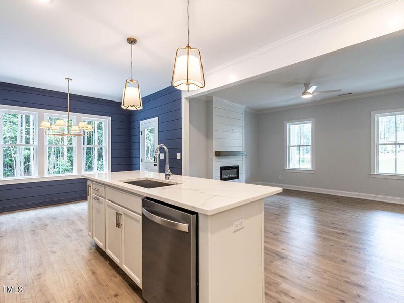 015-1280x960-kitchen