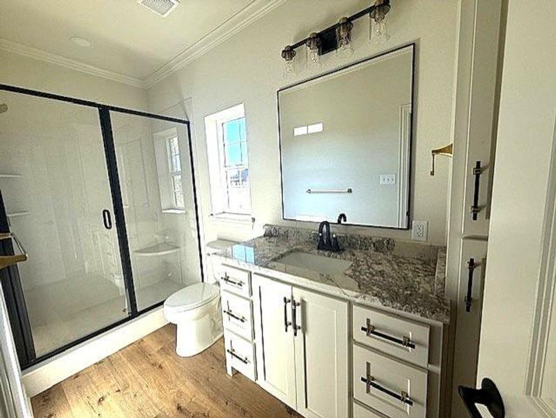 Furnished interior view inside a new home in , Abilene (Image 8).