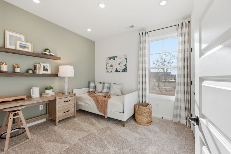 Furnished interior view inside a new home in Whiskey Run, New Ellenton (Image 13). Furnished interior view inside a new home in Whiskey Run, New Ellenton (Image 13).