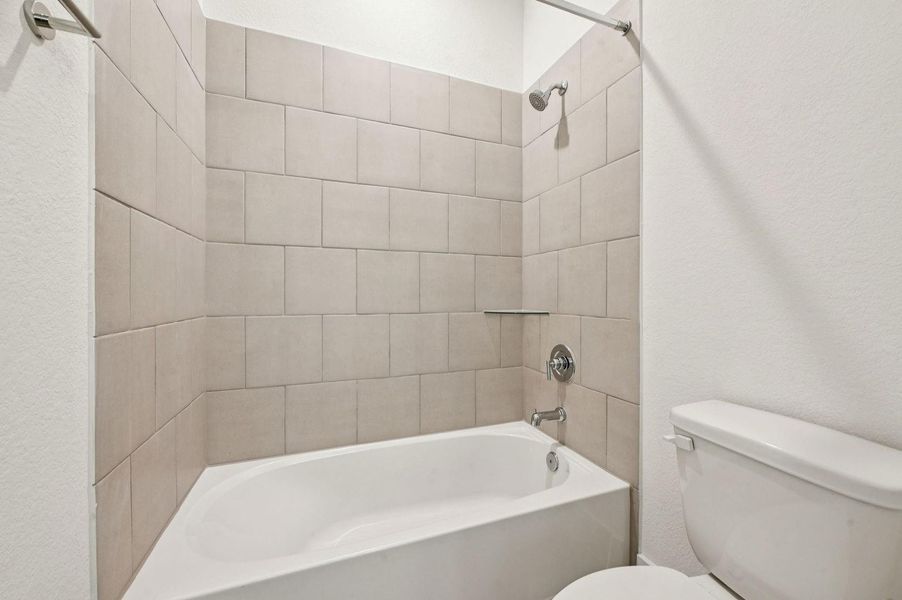 22307 Prickly Pear Bath (2)