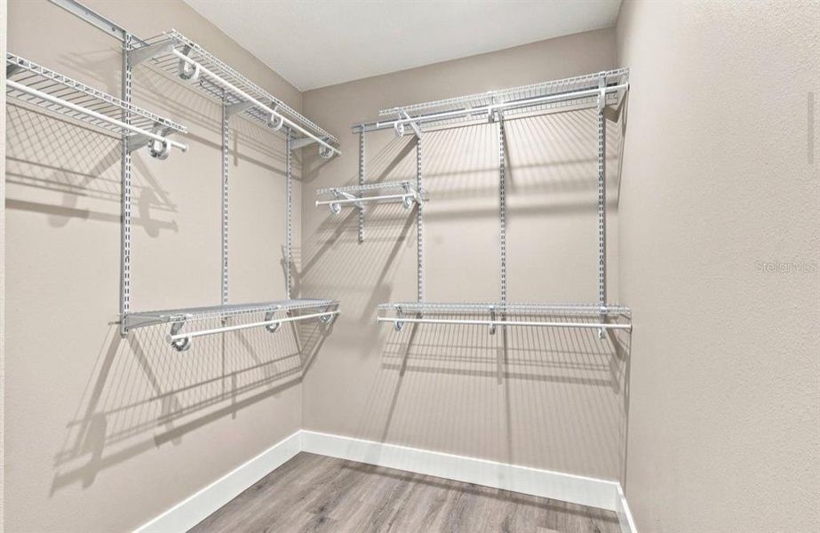Spacious, unfurnished interior of a new home in , Tampa (Image 68).