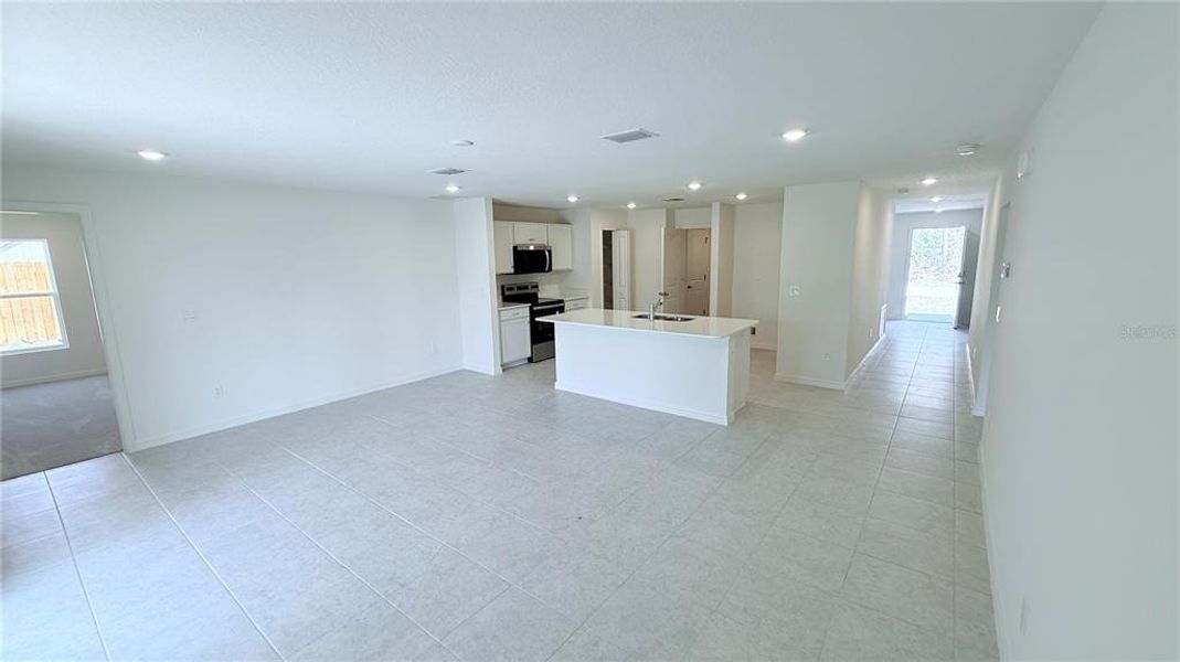 Spacious, unfurnished interior of a new home in Palm Coast, Palm Coast (Image 14).