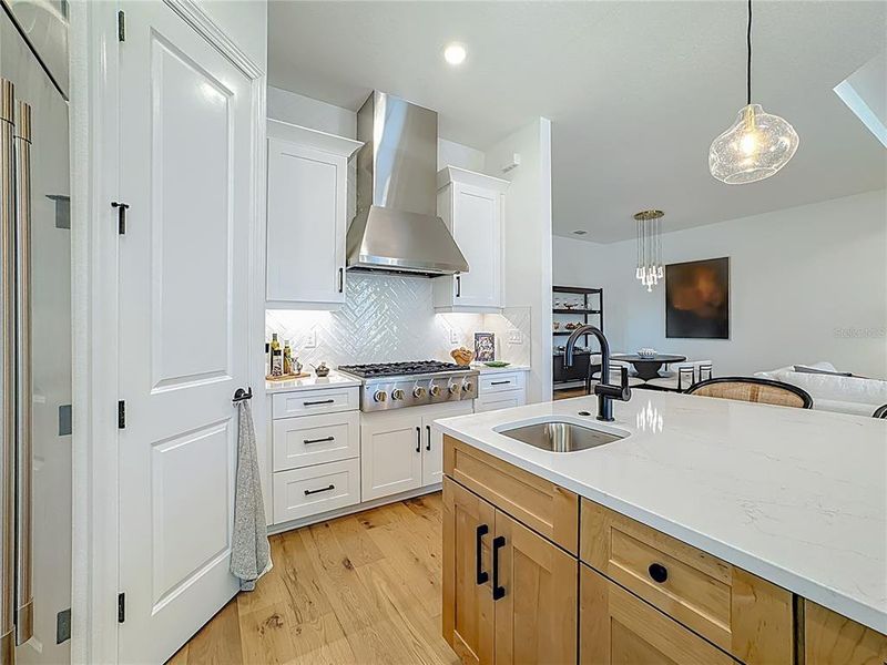 Furnished interior view inside a new home in , Lakewood Ranch (Image 14).