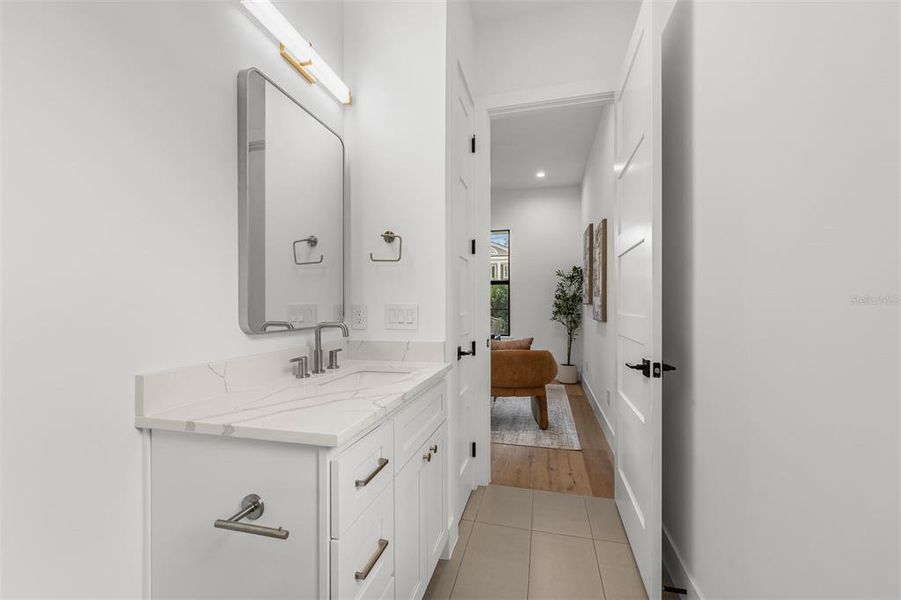Furnished interior view inside a new home in , Orlando (Image 48).