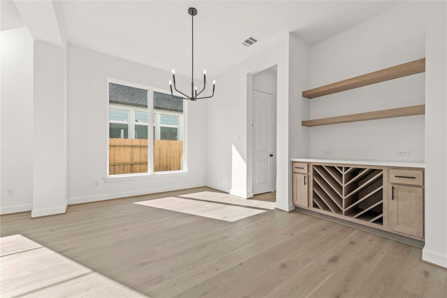 Representative image. Features, specifications, selections and colors may vary. Representative image. Features, specifications, selections and colors may vary.