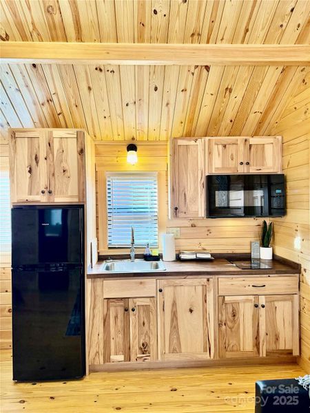 Furnished interior view inside a new home in , Marion (Image 5).