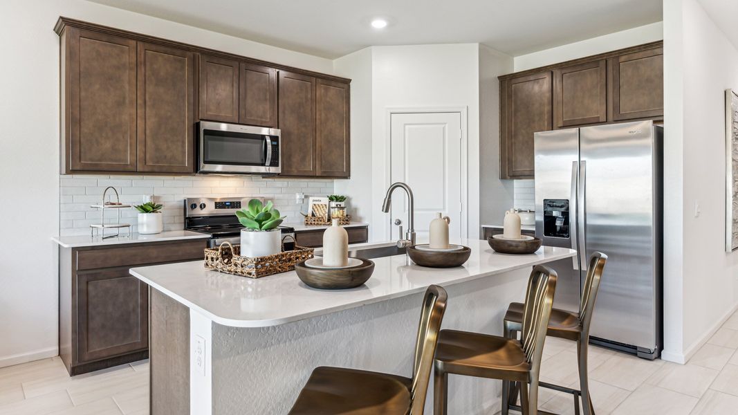 Furnished interior view inside a new home in Copper Falls, Buckeye (Image 7).