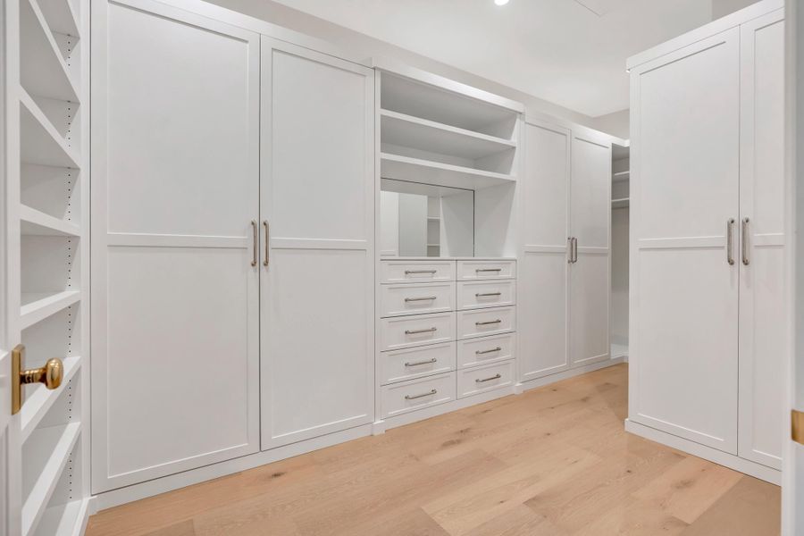 Custom Closet System