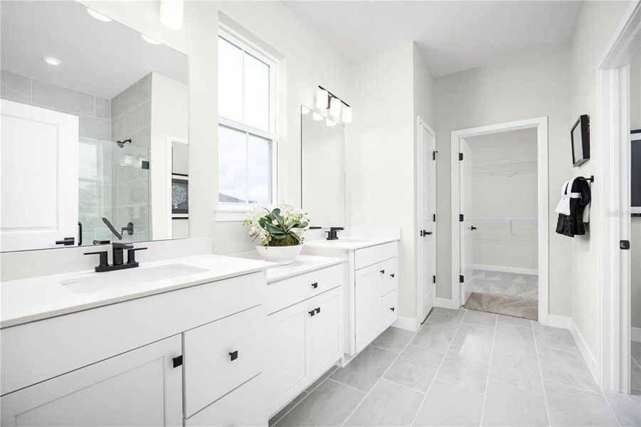 Furnished interior view inside a new home in Cedar Landings, Leesburg (Image 4).