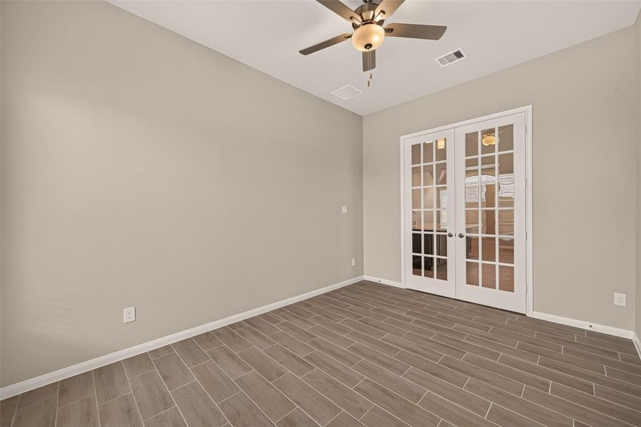 Spacious, unfurnished interior of a new home in , Richmond (Image 46).