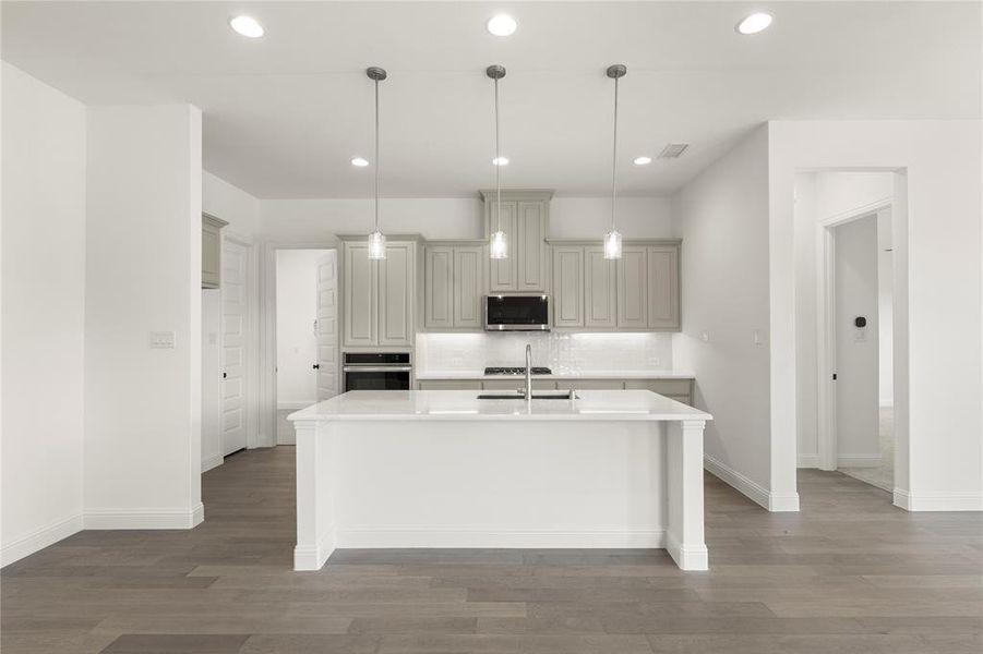 10. 2514 Rockbrook - Kitchen