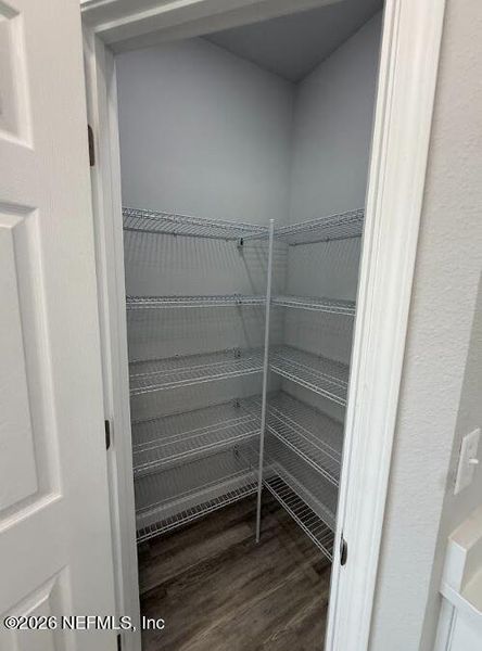 Spacious, unfurnished interior of a new home in , Jacksonville (Image 8).